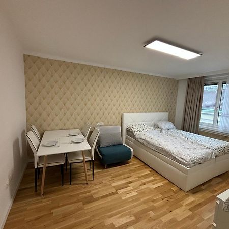 Exclusive Serviced Flat On Taborstrasse Вена Экстерьер фото