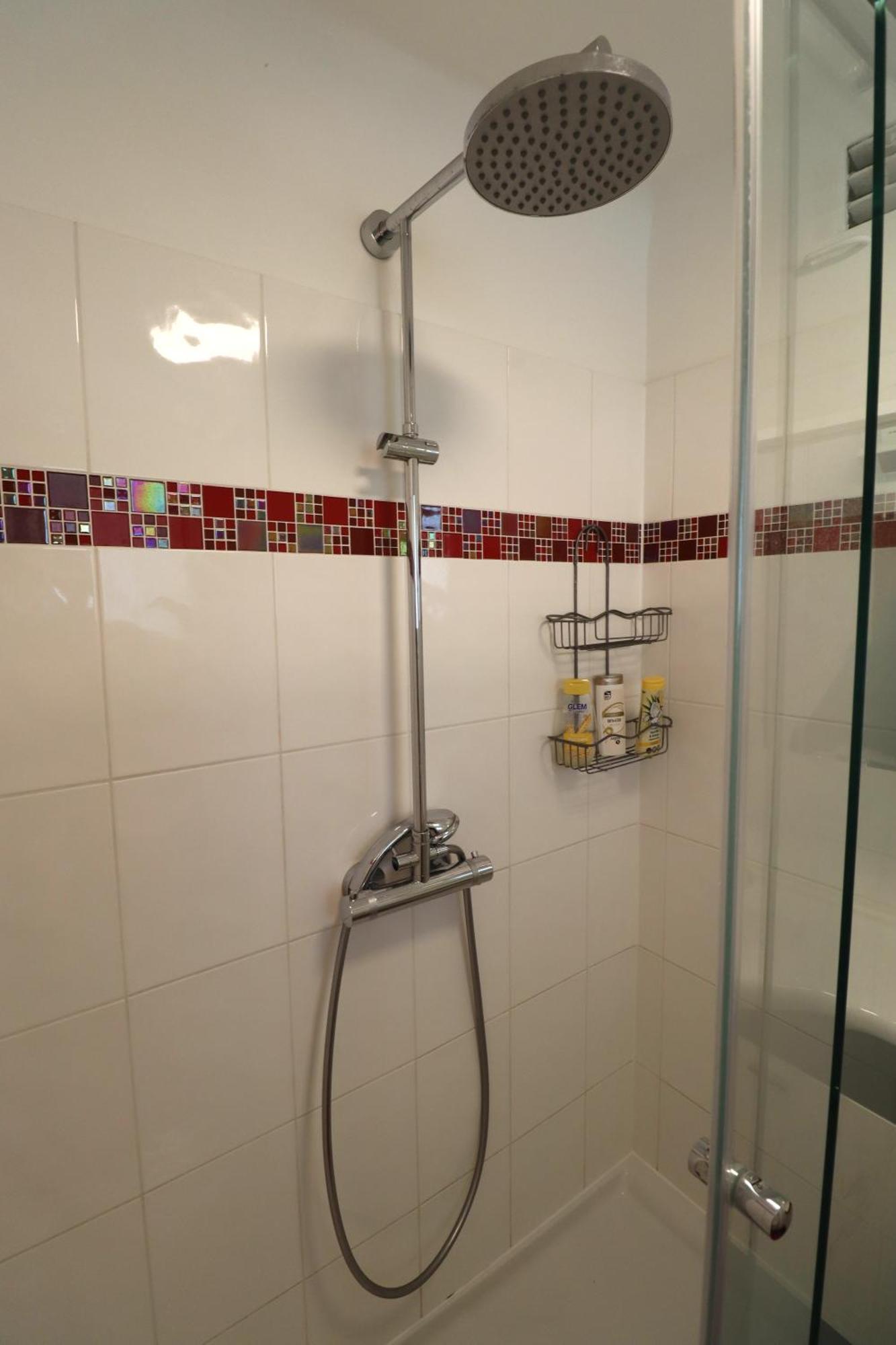 Exclusive Serviced Flat On Taborstrasse Вена Экстерьер фото