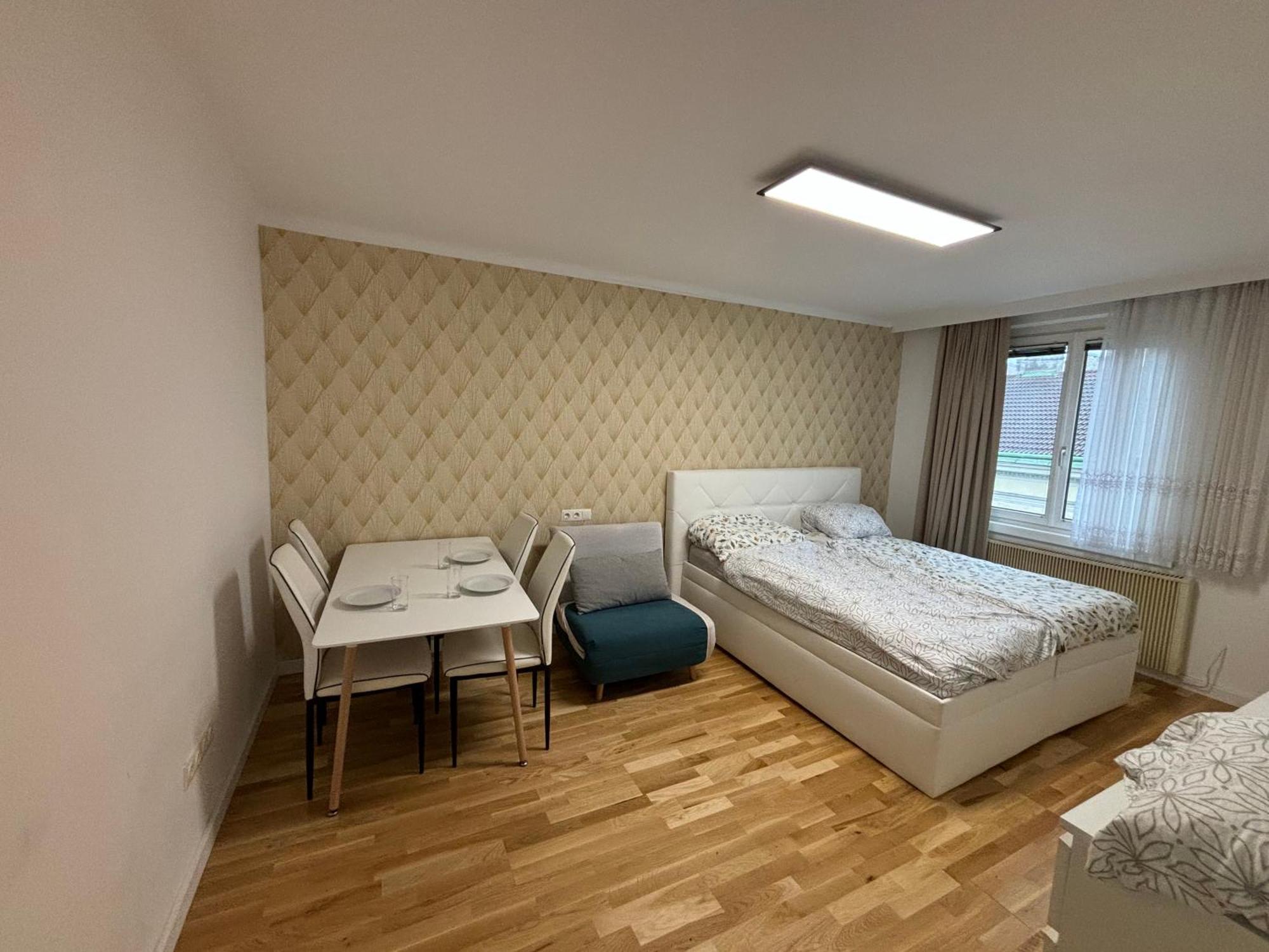 Exclusive Serviced Flat On Taborstrasse Вена Экстерьер фото