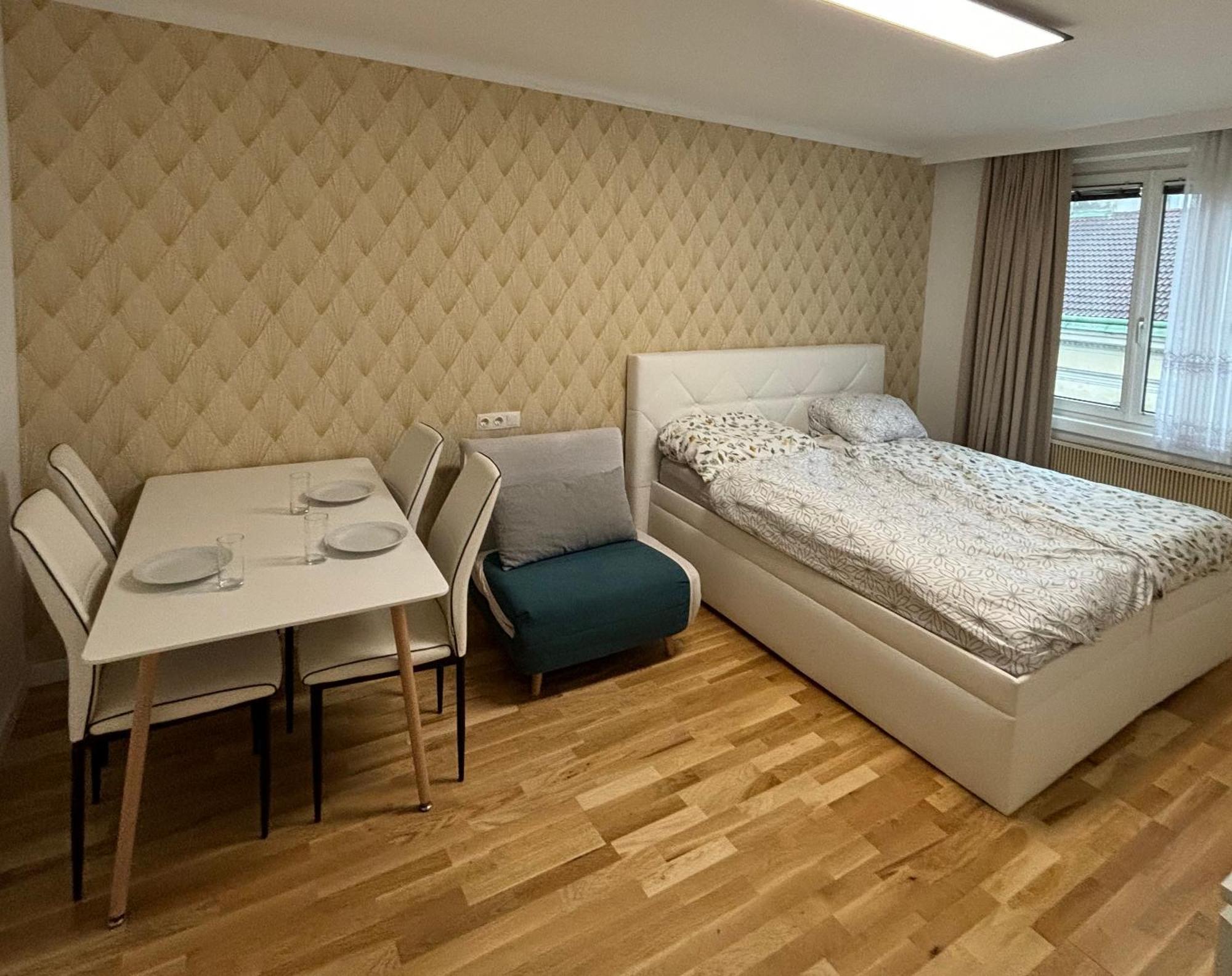 Exclusive Serviced Flat On Taborstrasse Вена Экстерьер фото